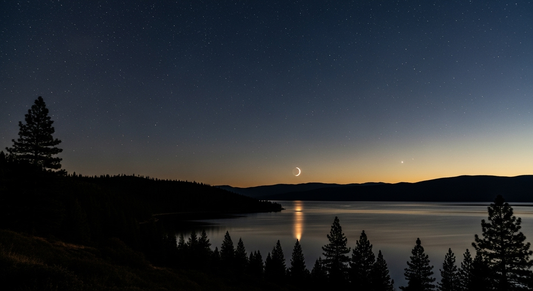 Illustration pour l'article: Qu’est‑ce qu’une quasi‑lune ? Découverte de 2025 PN7 et autres compagnons de la Terre