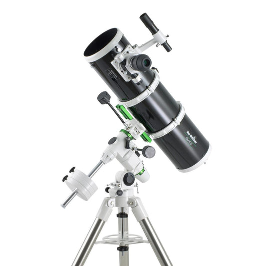 Newton Sky-Watcher 150 mm f/5 kaksinopeuksinen teleskooppi NEQ3-2-kiinnikkeessä