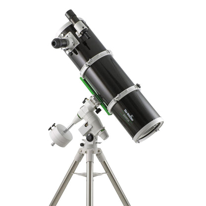 Telescopio Sky-Watcher de 200 mm f/5 de doble velocidad con montura NEQ5 Black Diamond