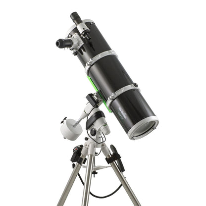 Telescopio Sky-Watcher 200mm f/5 a doppia velocità su montatura NEQ5 Pro Go-To BD