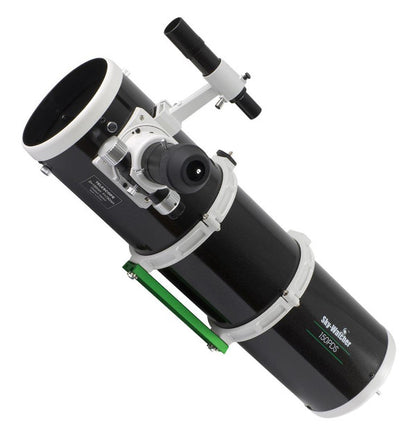 Telescopio Sky-Watcher 150/750 a doppia velocità su montatura NEQ3-2 Pro Go-To