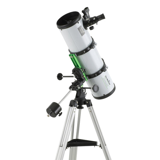 Newton-teleskooppi 130/650 StarQuest-vanteessa - Sky-Watcher